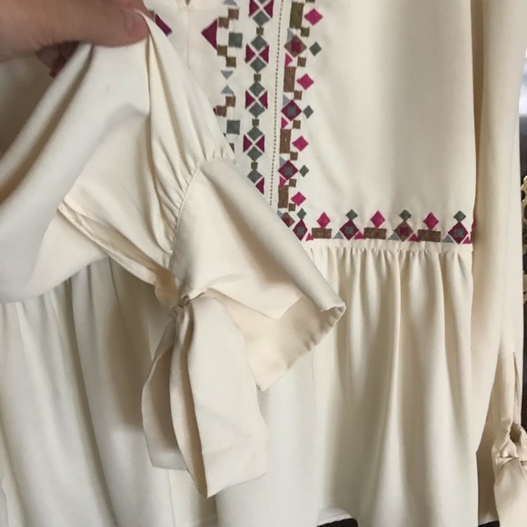 Ann Taylor Hippie Blouse - Picture 2 of 5